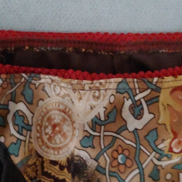 2 piece PL Skirt Set - Picture 7 of 8